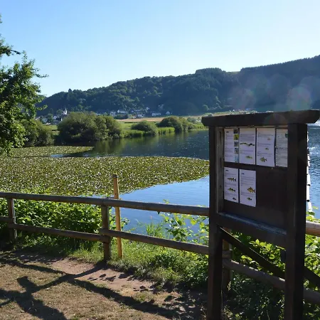 Warm In A Small With Cosy Beer Garden And Small Brown Cafe Apartment Meisburg