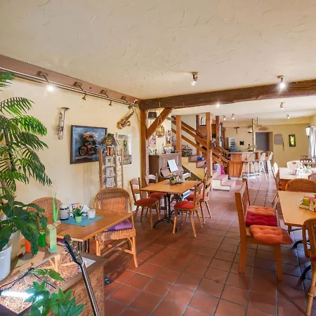 Warm In A Small With Cosy Beer Garden And Small Brown Cafe Apartment *